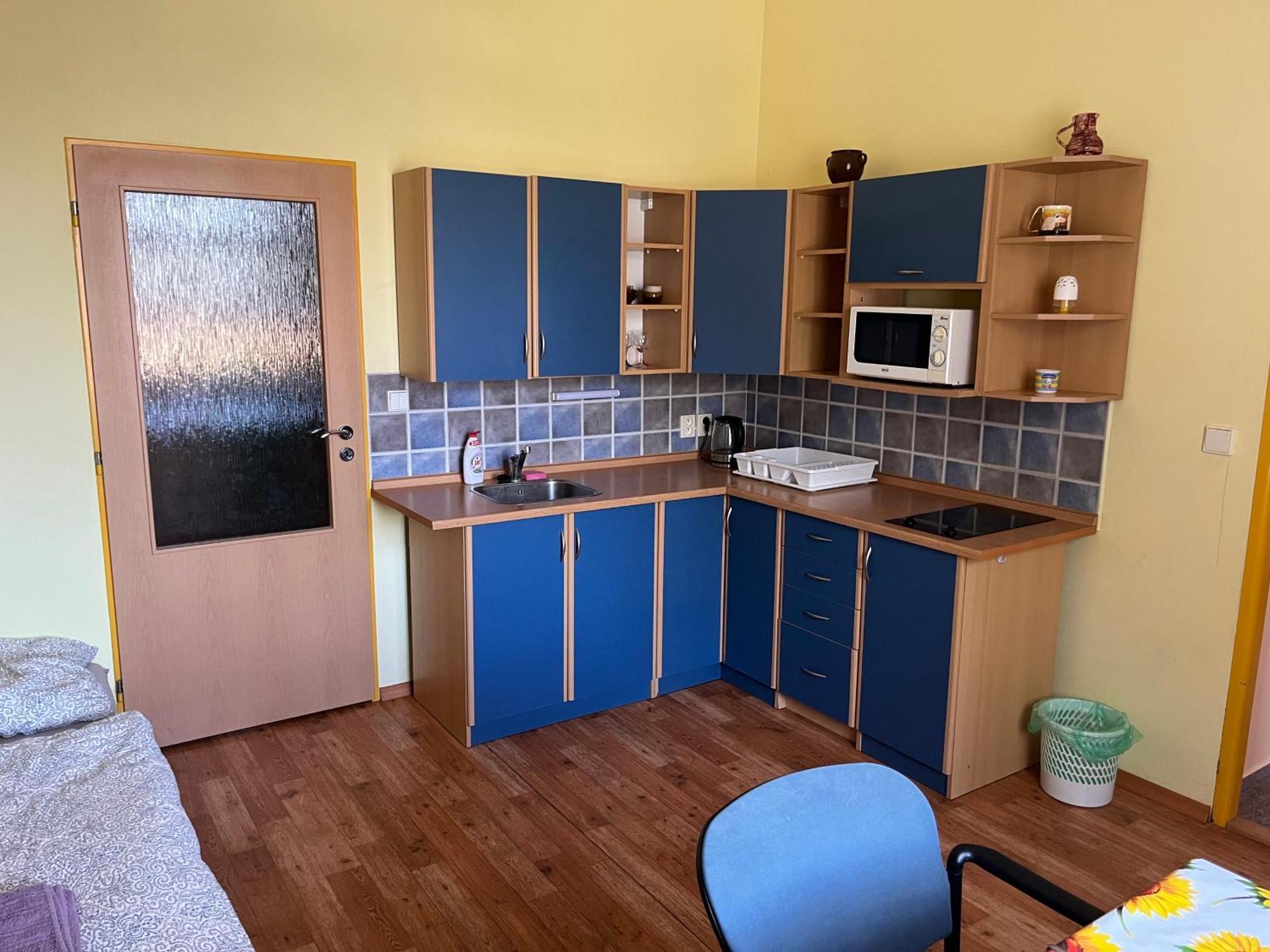 Apartmanovy Dum Obecna Skola Svetlik Zewnętrze zdjęcie